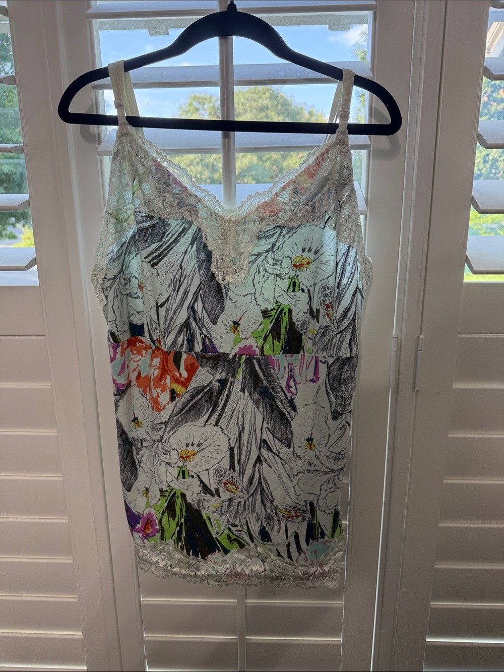 Lane Bryant Floral Lace Trim Camisole in White with Multicolor Floral Print